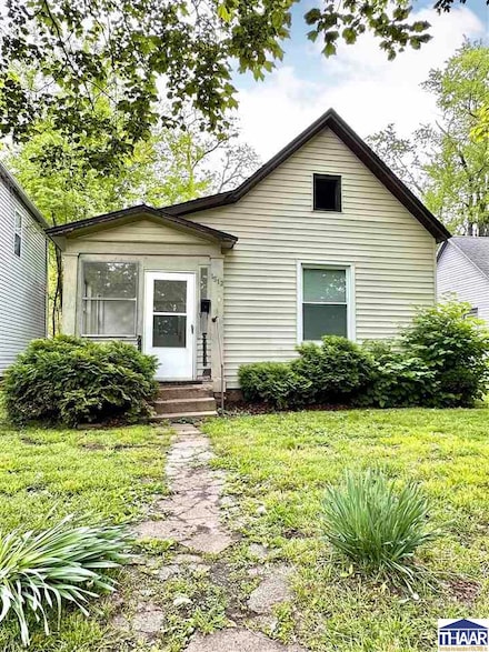 1512 S 18th St, Terre Haute, IN 47803