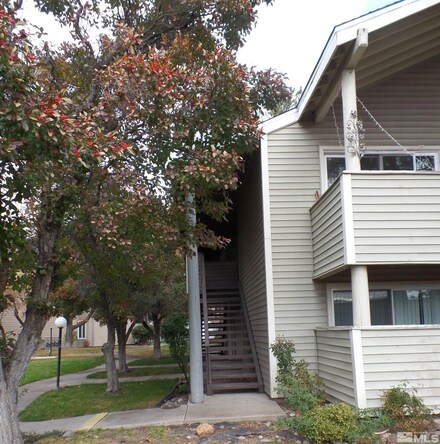 2147 Roundhouse Rd, Sparks, NV 89431