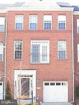 13586 Big Boulder Rd, Herndon, VA 20171