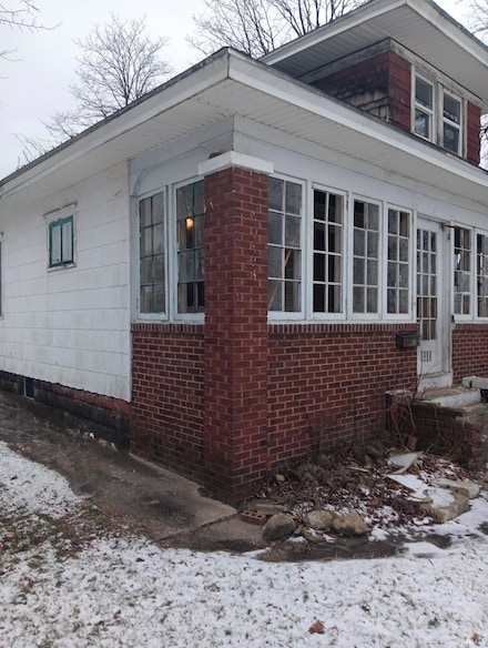 1908 W Prairie Ave, South Bend, IN 46614