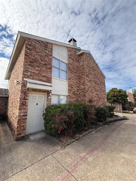 110 Country Bend, Duncanville, TX 75137