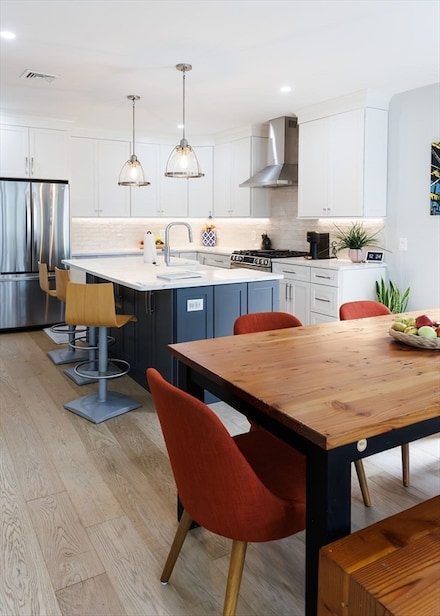 324 Adams St Unit 2, Newton, MA 02458