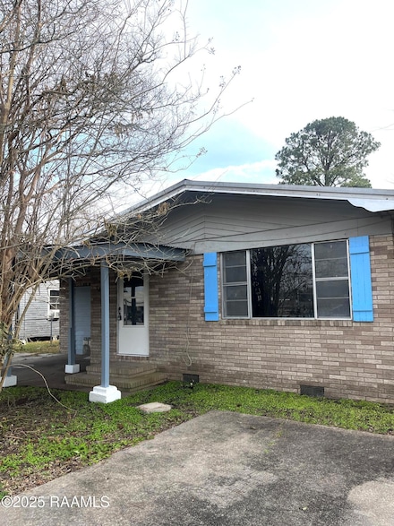 1218 Clover St, Abbeville, LA 70510