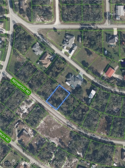 3047 Redwood Rd, Lake Placid, FL 33852