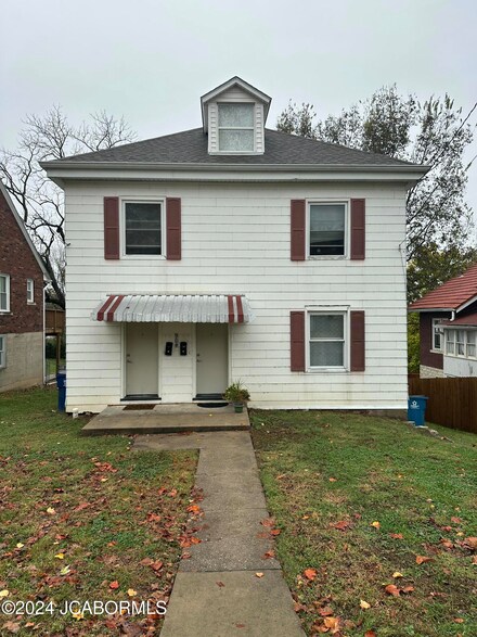 904 Washington St, Jefferson City, MO 65101