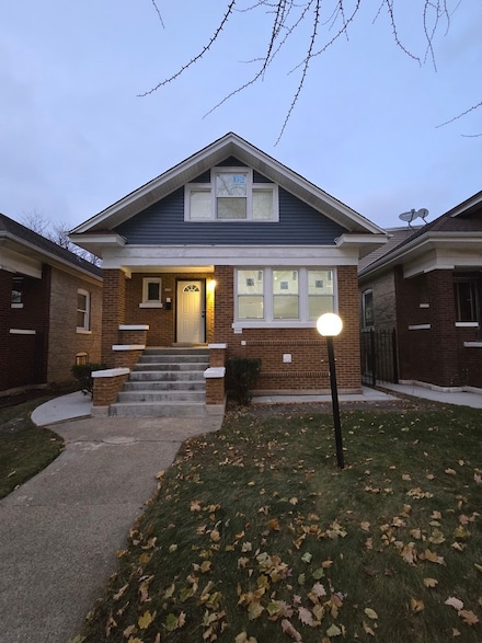 5154 W Crystal St, Chicago, IL 60651