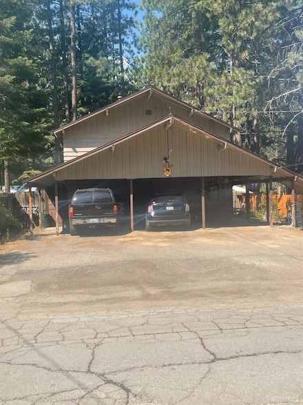 1166 Bonanza Ave, South Lake Tahoe, CA 96150