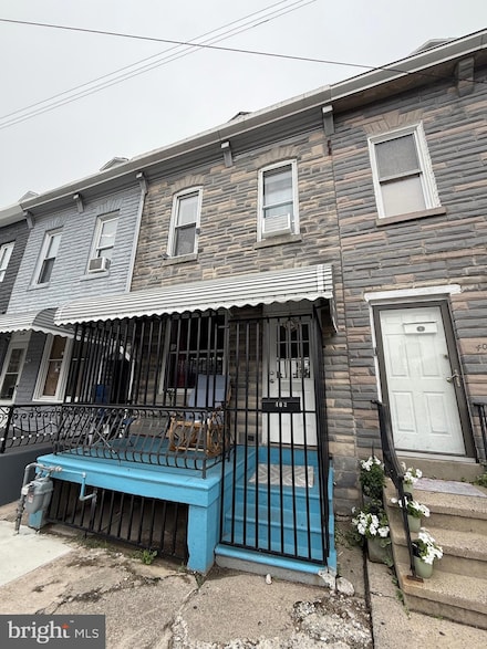 402 S 11th St, Reading, PA 19602