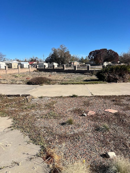 503 10th St, Estancia, NM 87016