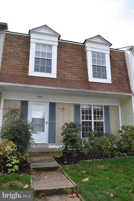 1725 Featherwood St, Silver Spring, MD 20904