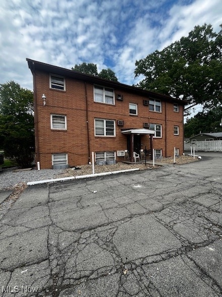 3055 Hadley Ave Unit 4, Youngstown, OH 44505