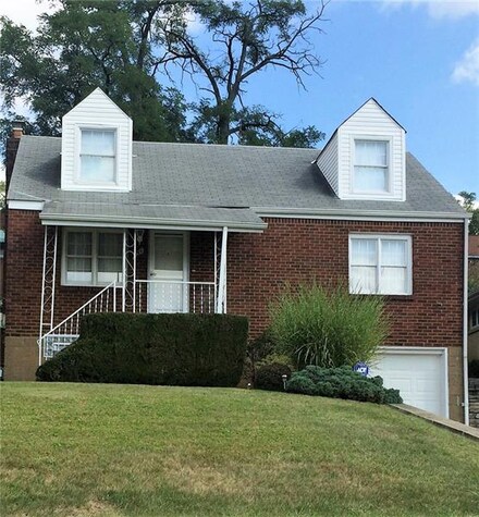 648 Mercer St, Turtle Creek, PA 15145