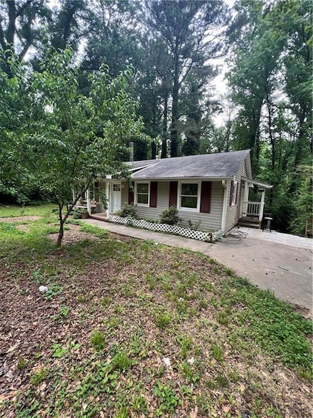 2708 Beacon Dr, Atlanta, GA 30360