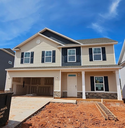 605 Hemsford Dr, Greenville, SC 29605
