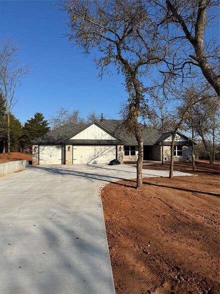 2418 County Road 1240, Blanchard, OK 73010