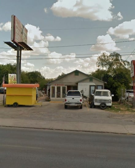 1444 E Garrison St, Eagle Pass, TX 78852