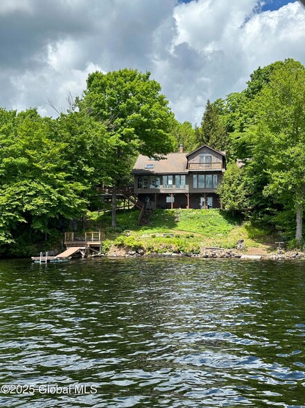 584 N Shore Rd Peck Lake, Gloversville, NY 12078