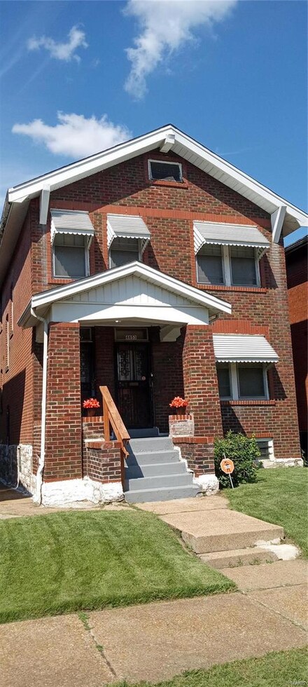4853 Penrose St, Saint Louis, MO 63115