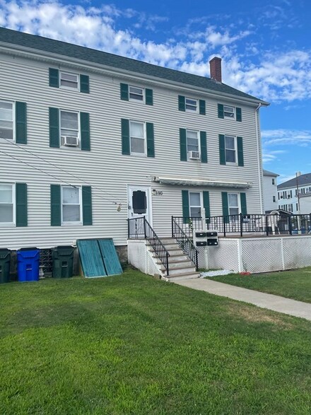 190 Brightman St, Fall River, MA 02720