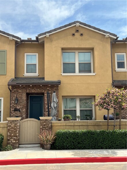 2514 Sanabria Ln, Brea, CA 92821