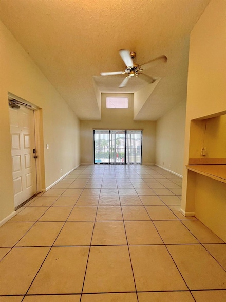 1111 Green Pine Blvd Unit 33, West Palm Beach, FL 33409