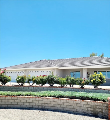 325 Canyon Rd, Pinon Hills, CA 92372