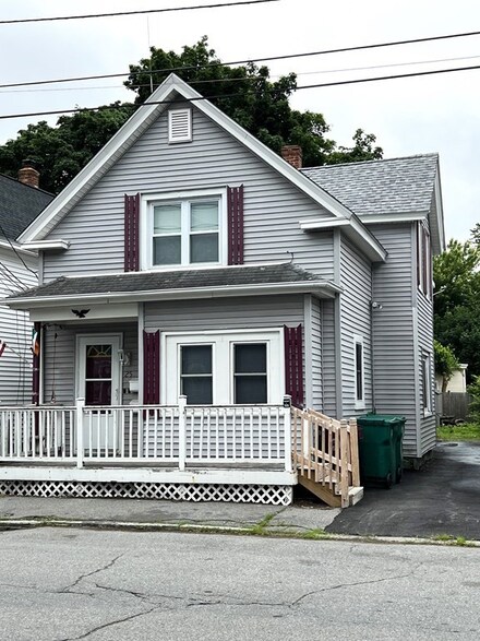 25 West St, Lowell, MA 01850