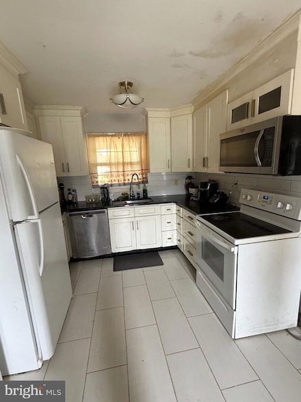 16 Terrell Ln, Willingboro, NJ 08046