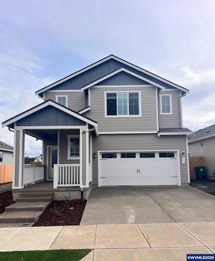1302 Parkside Ave, Woodburn, OR 97071