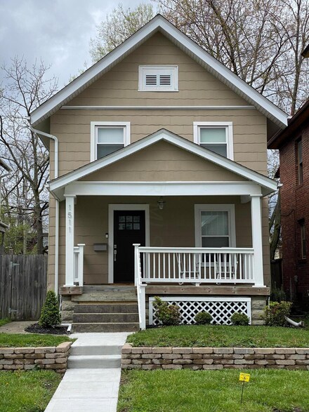 1511 Hamlet St, Columbus, OH 43201