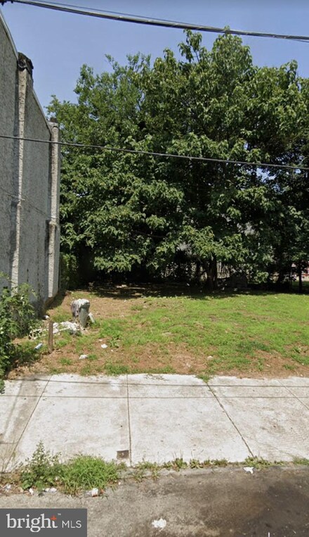 4061 Olive St, Philadelphia, PA 19104
