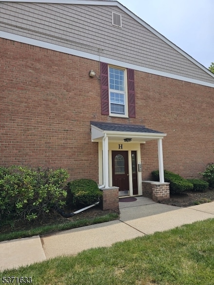 605 Grove St Unit 13, Clifton, NJ 07013
