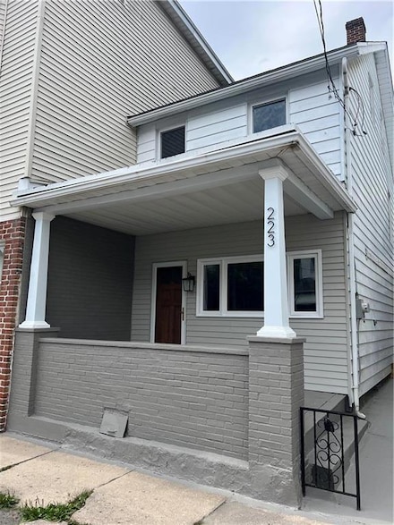 223 E Bertsch St, Lansford, PA 18232