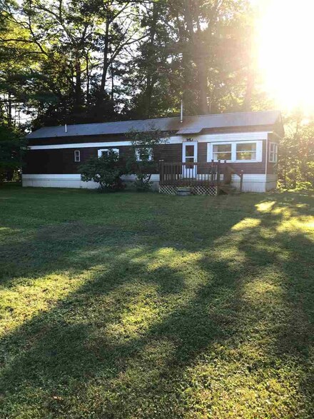 39 Gingerbread Ln, Warren, NH 03279