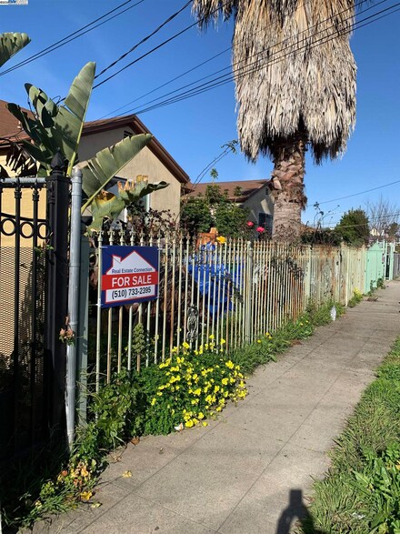 9425 C St, Oakland, CA 94603