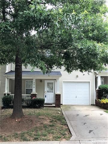 5616 Santeelah Ct, Charlotte, NC 28217