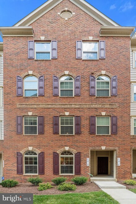 7818 Culloden Crest Ln Unit 25G, Gainesville, VA 20155