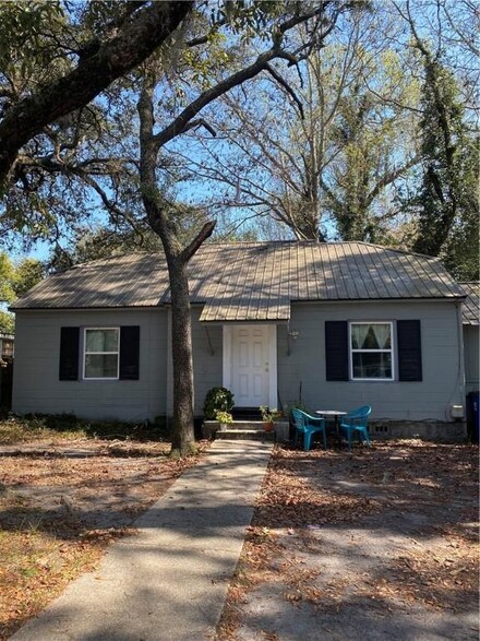 3608 Norwich St, Brunswick, GA 31520