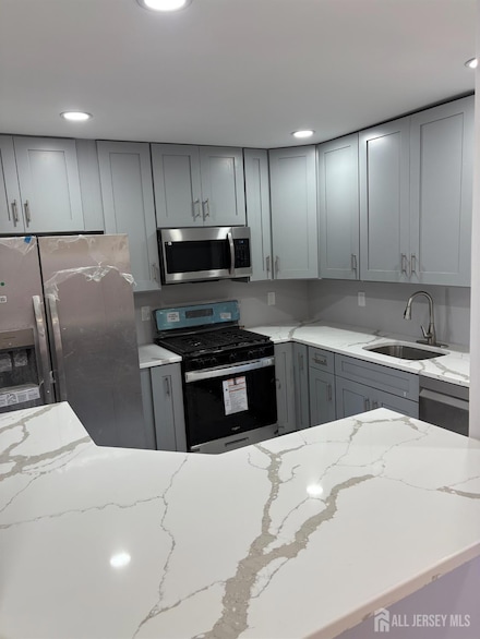 23 Cheltenham Place, Sayreville, NJ 08872