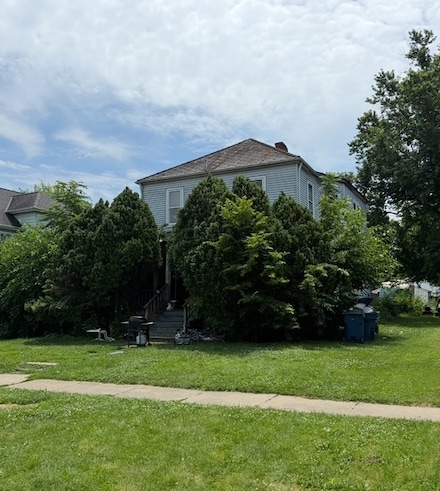 111 W Waupansie St, Dwight, IL 60420