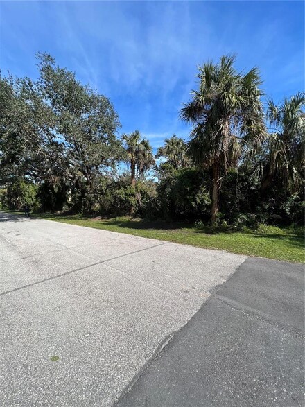 4354 Randypaar St, Port Charlotte, FL 33948