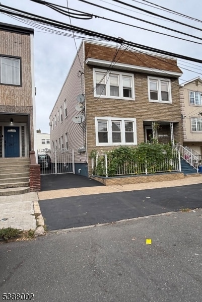 285 2nd Ave W, Newark, NJ 07107