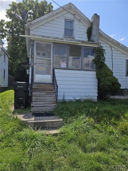 807 Emerson Ave, Syracuse, NY 13204