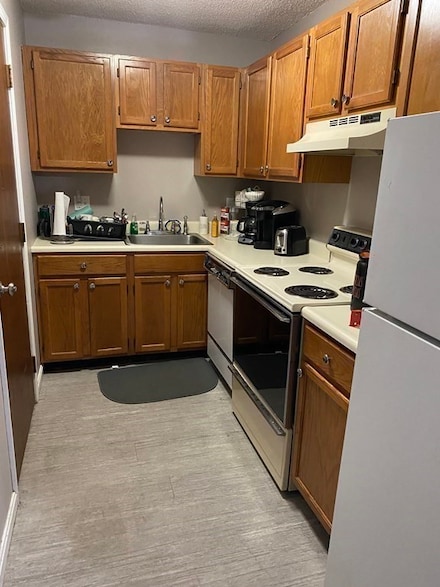 35 Prospect St Unit 102, Woburn, MA 01801