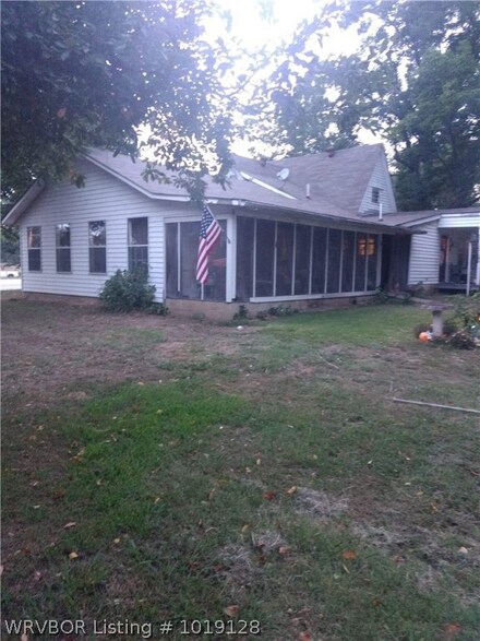 11891 U S Highway 71, Boles, AR 72926