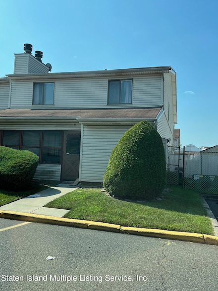 8 Ada Dr Unit 47, Staten Island, NY 10314