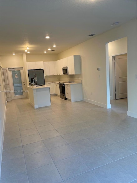 8001 NW 41st St Unit 108, Doral, FL 33166
