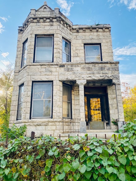 6042 S Marshfield Ave, Chicago, IL 60636