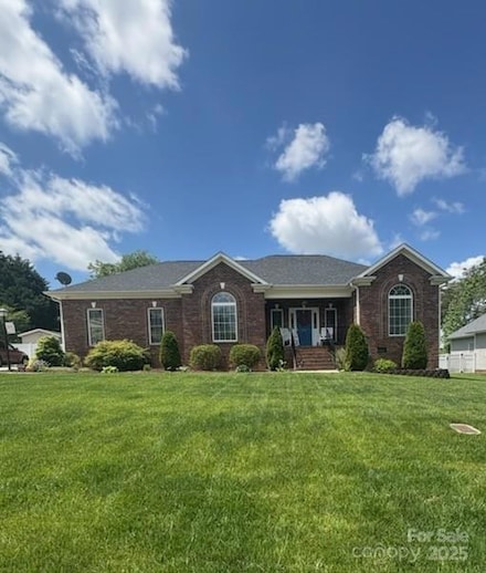 1601 Eden Glen Dr, Dallas, NC 28034