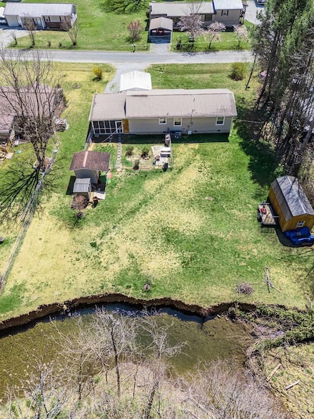 156 Creekside Dr, Murphy, NC 28906